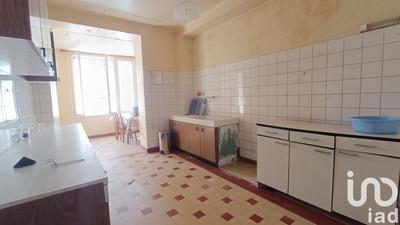 Maison - 200 m² - 10 pièces