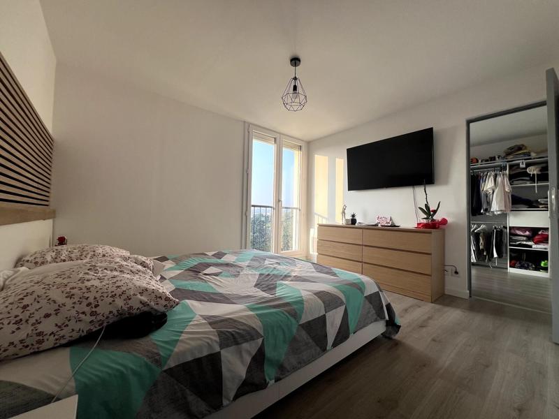 Appartement - 75 m² - 4 pièces