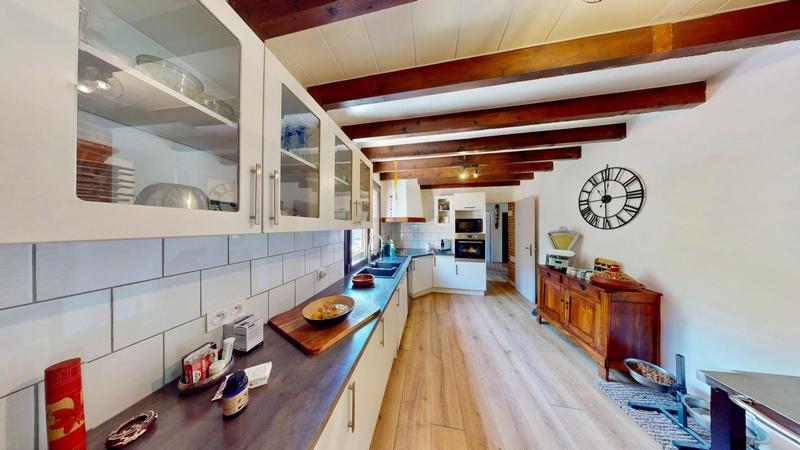 Maison - 197 m² - 7 pièces