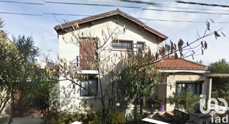 Maison - 90 m² - 8 pièces