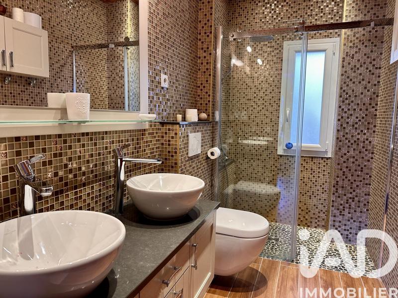 Maison - 160 m² - 7 pièces