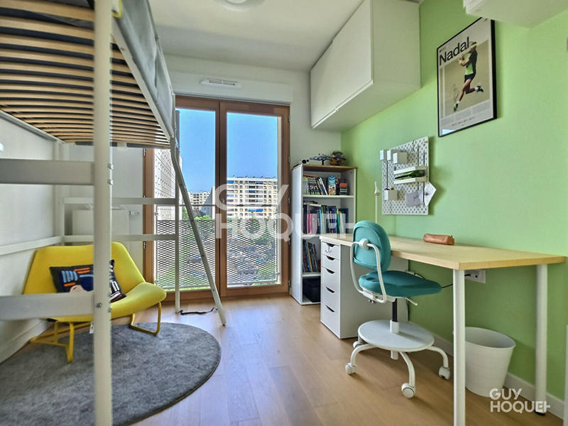 Appartement - 83 m² - 4 pièces