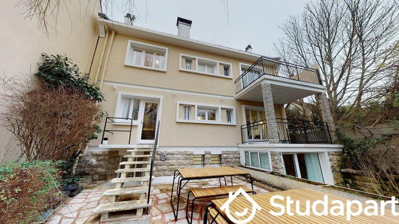 Chambre - 9 m² - 1 pièce