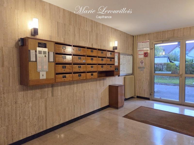 Appartement - 101 m² - 5 pièces