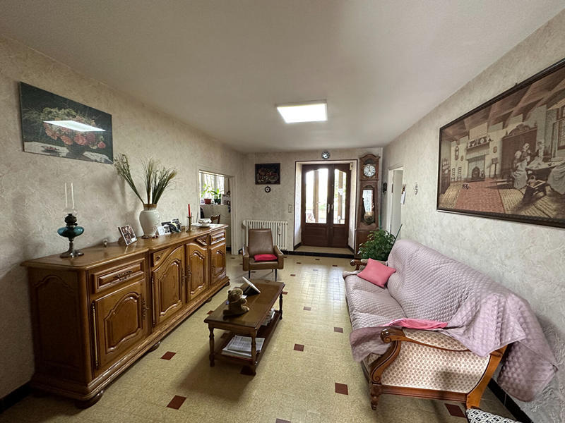 Maison - 266 m² - 8 pièces