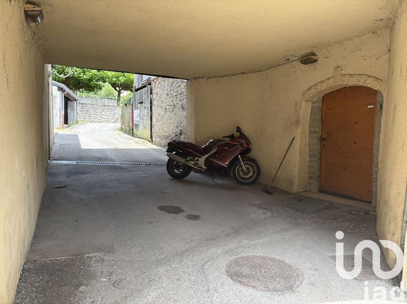 Maison de village - 100 m² - 4 pièces