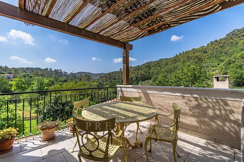 Maison - 117 m² - 5 pièces