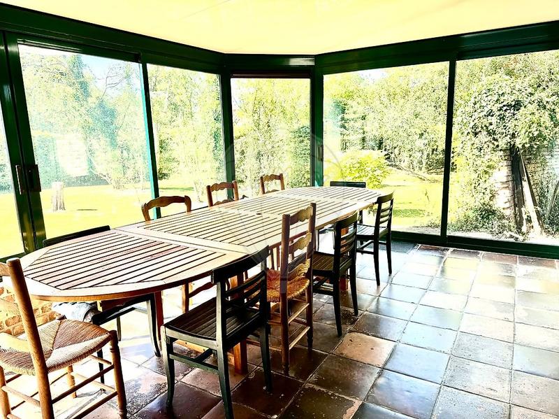 Maison - 177 m² - 9 pièces