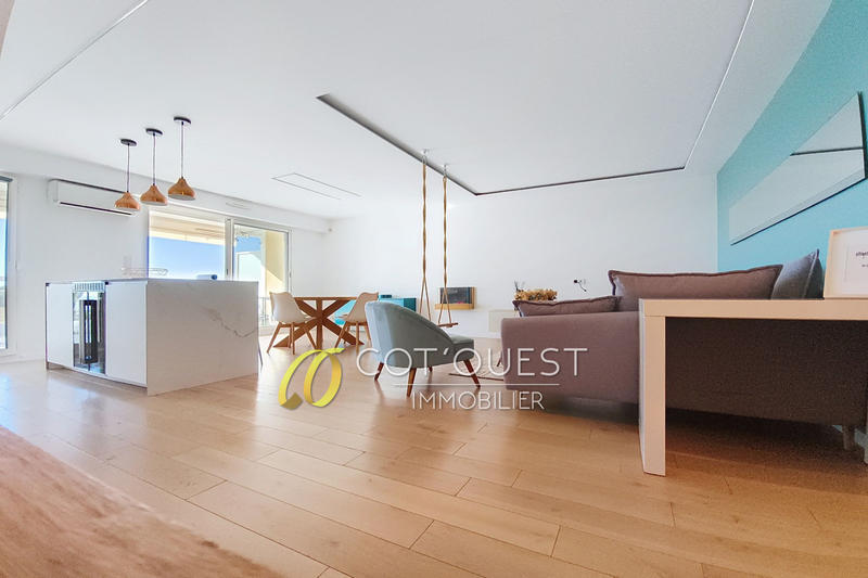 Appartement - 77 m² - 3 pièces