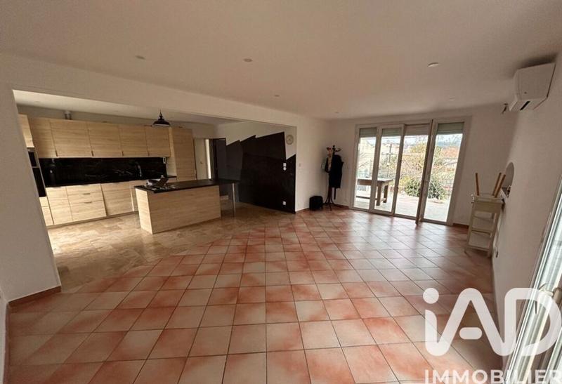 Appartement - 85 m² - 4 pièces