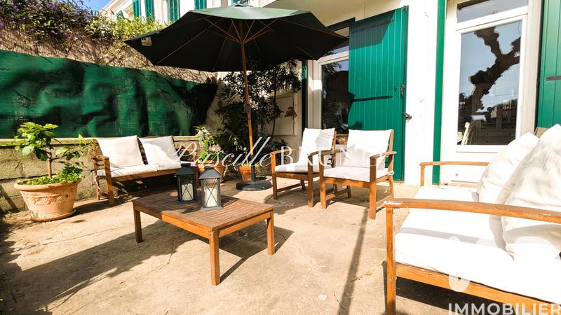 Maison - 136 m² - 6 pièces