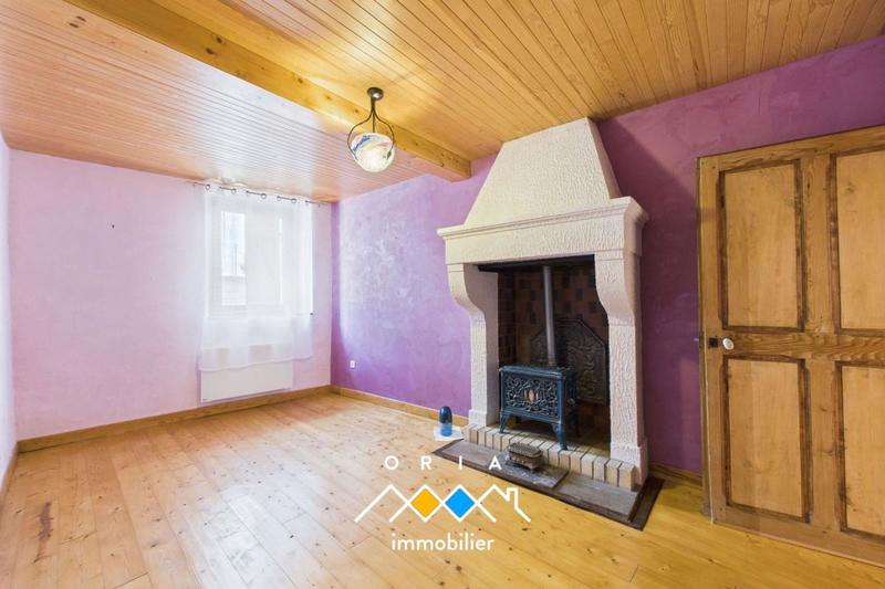 Maison - 235 m² - 10 pièces