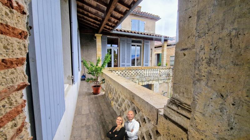 Maison - 332 m² - 10 pièces