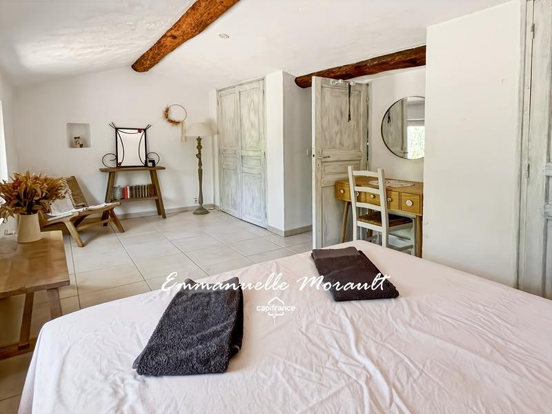 Maison - 184 m² - 7 pièces