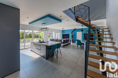 Maison de maîtres - 181 m² - 8 pièces