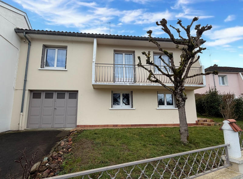 Maison - 95 m² - 4 pièces