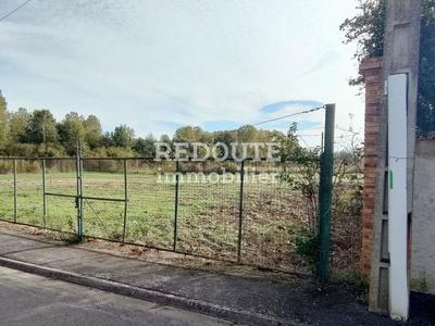 Terrain constructible - 1 202 m²