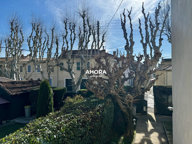 Maison - 250 m² - 9 pièces