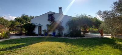 Villa - 182 m² - 6 pièces