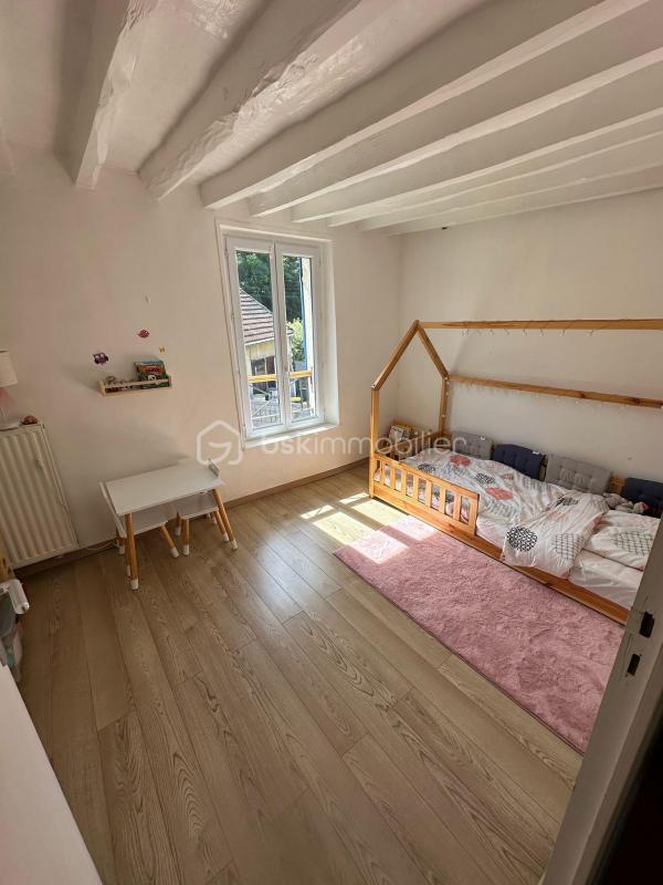 Maison traditionnelle - 180 m² - 8 pièces