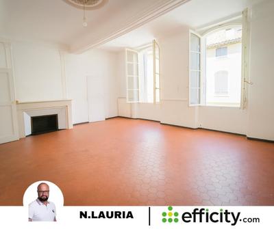 Appartement - 94 m² - 4 pièces