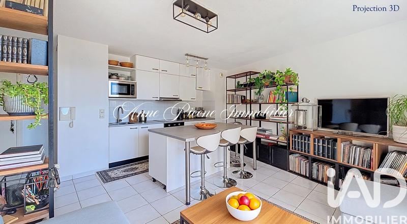 Appartement - 60 m² - 3 pièces