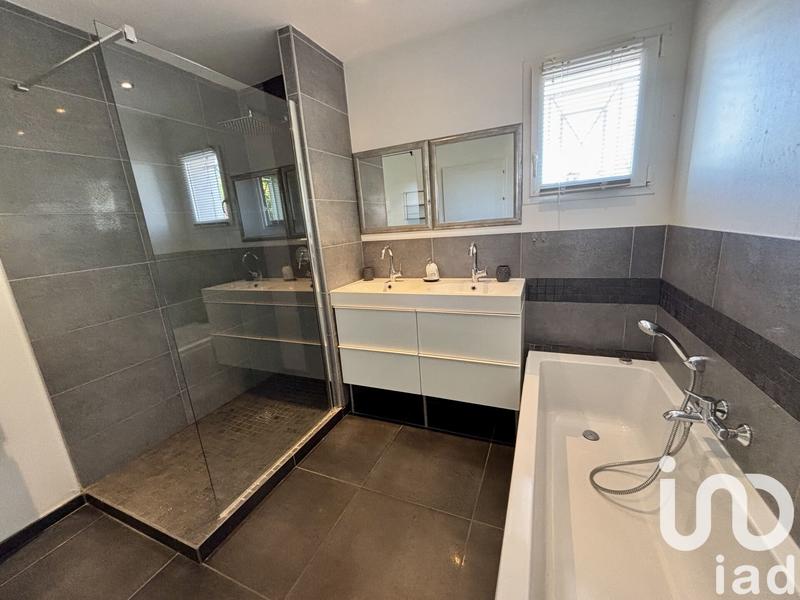 Maison - 160 m² - 5 pièces