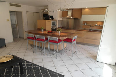 Appartement - 85 m² - 3 pièces