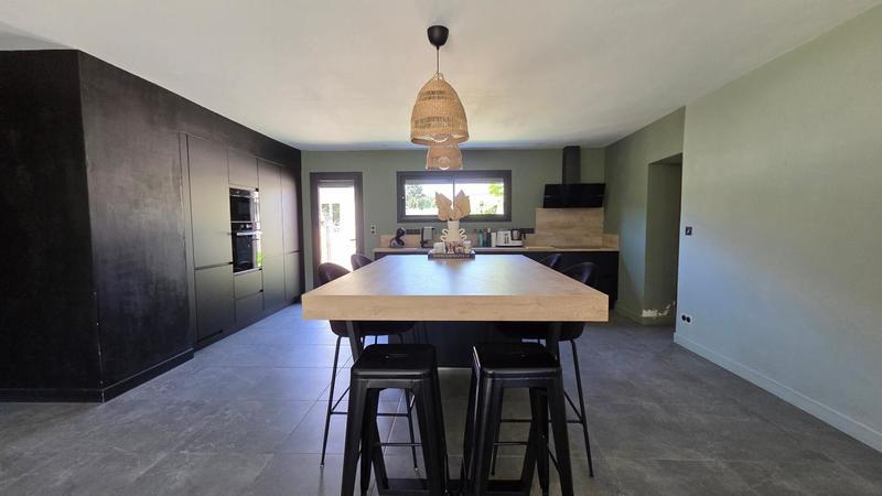 Maison - 108 m² - 4 pièces