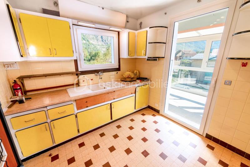 Maison de village - 170 m² - 8 pièces