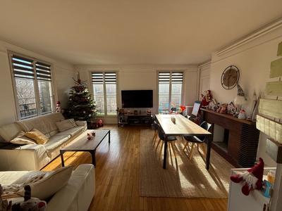 Appartement - 99 m² - 4 pièces