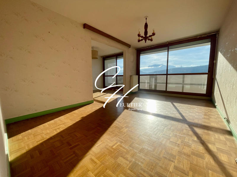 Appartement - 74 m² - 4 pièces