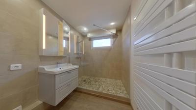 Appartement - 83 m² - 3 pièces