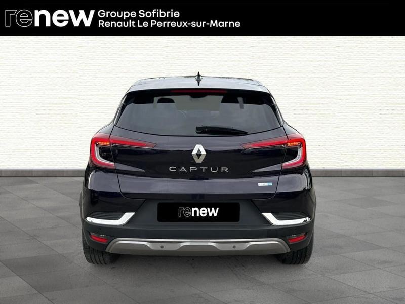 Renault Captur E-Tech Plug-in 160 Initiale Paris