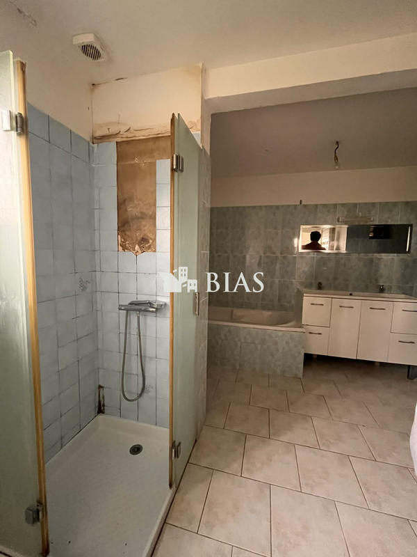 Maison ancienne - 121 m² - 3 pièces