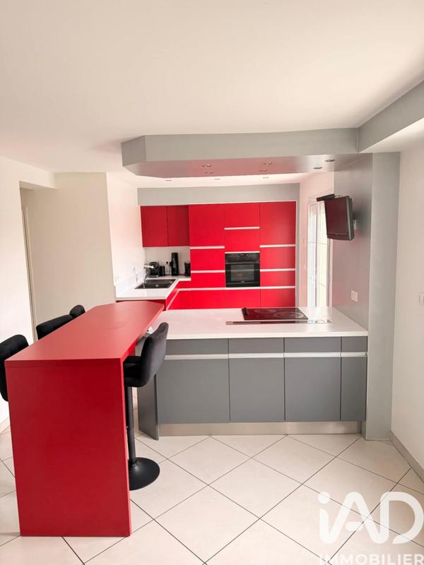 Maison - 140 m² - 6 pièces