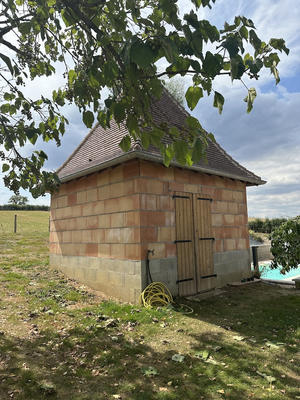 Maison - 230 m² - 7 pièces