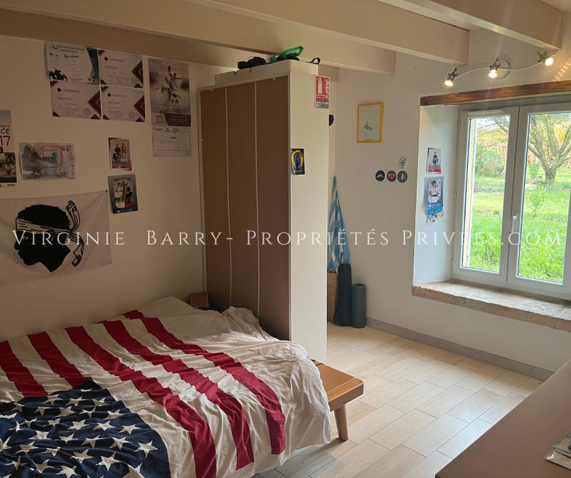 Maison - 350 m² - 10 pièces