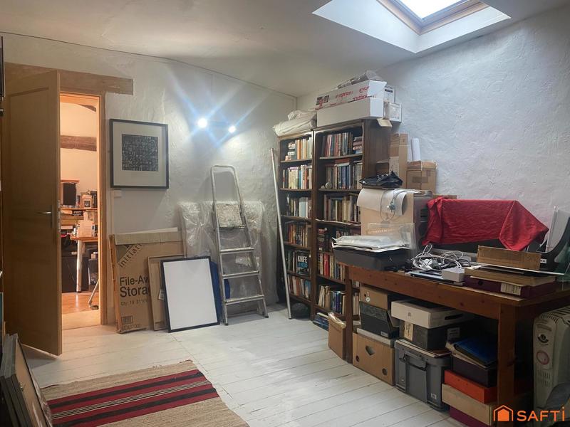 Maison - 281 m² - 7 pièces