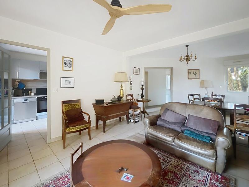 Maison - 95 m² - 5 pièces