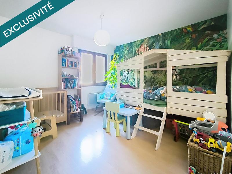 Appartement - 99 m² - 4 pièces