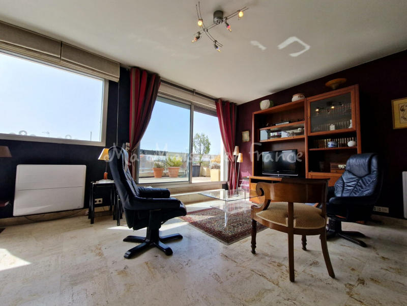 Appartement - 200 m² - 5 pièces