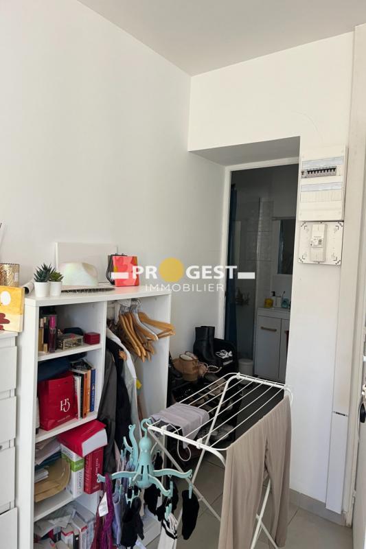 Studio - 25 m² - 1 pièce