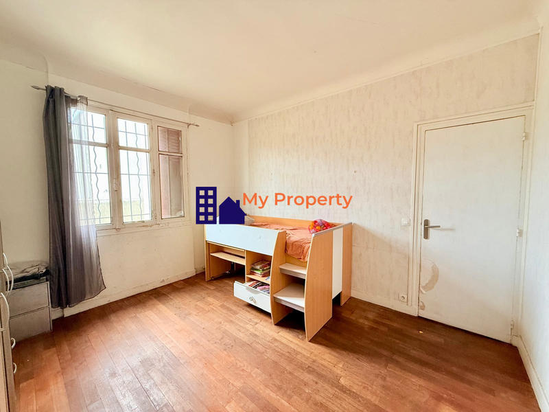 Maison traditionnelle - 80 m² - 5 pièces