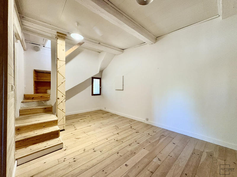 Maison ancienne - 156 m² - 6 pièces