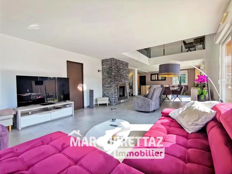 Villa - 352 m² - 10 pièces