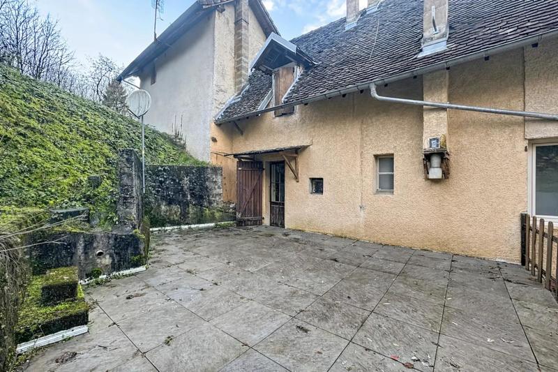Maison de village - 140 m² - 7 pièces
