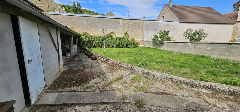 Maison - 157 m² - 12 pièces