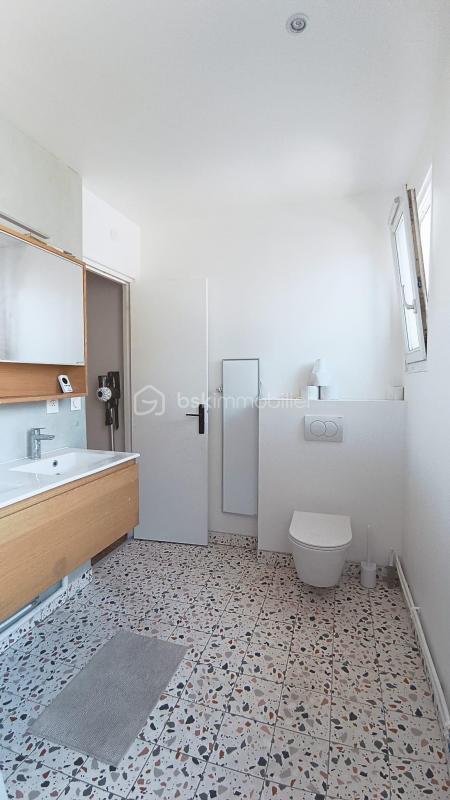 Maison - 159 m² - 8 pièces