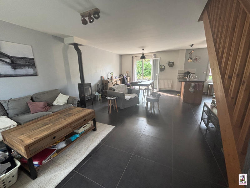 Maison - 110 m² - 5 pièces